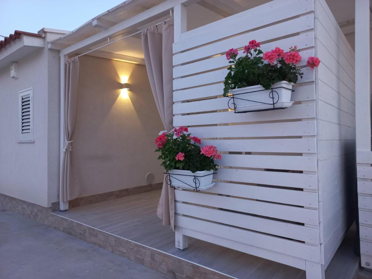 فيستَ Aquamari B&B المظهر الخارجي الصورة